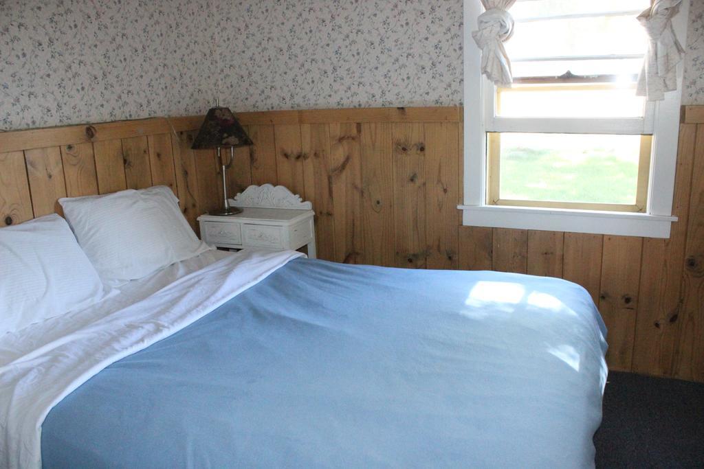Twin Lakes Resort Bridgeport Szoba fotó