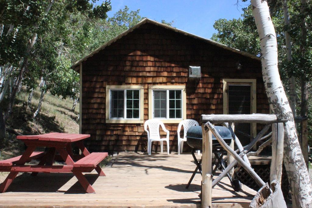 Twin Lakes Resort Bridgeport Szoba fotó